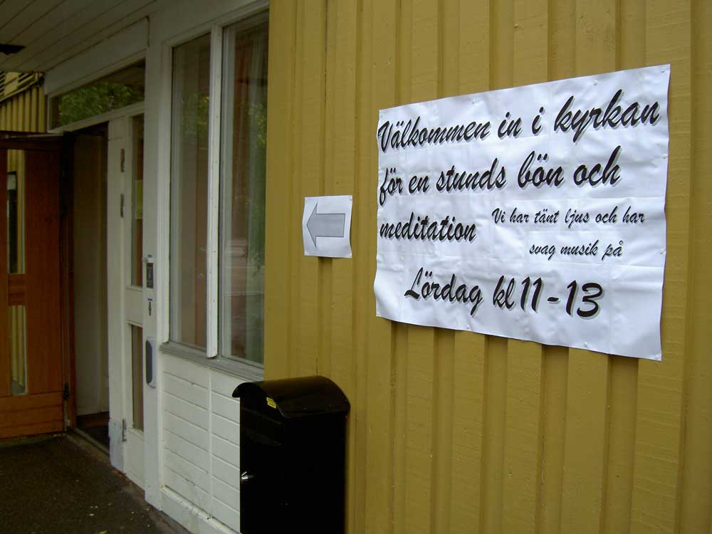 Hallundakyrkan öppen som Stilla rummet, Händelsernas dag 29 sep 2007. [foto Henrik Hemrin]